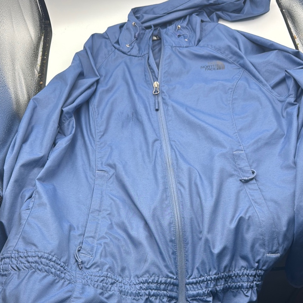 The North Face Periwinkle Blue Windbreaker DrawString Jacket- women’s M-zip up